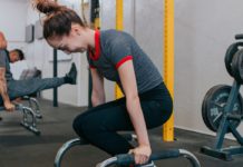 Best Workout Routine for Weight Loss picture of a woman exercising