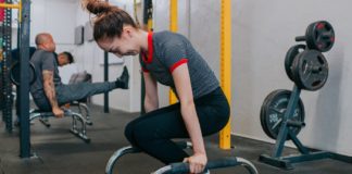 Best Workout Routine for Weight Loss picture of a woman exercising