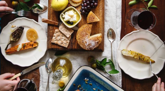 12 Anti-inflammatory Foods A picture of varieties of food