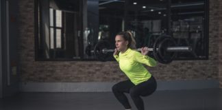 21 Stamina-Building Foods Image of an athlete