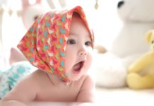 8 Ways to Keep your Baby`s Skin Glowing A happy baby