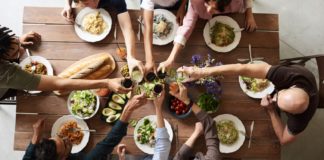 10 Fiber-Rich Foods you Should Eat people eating