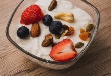 8 Healthy Probiotic Foods Greek yogurt