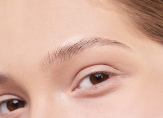 Blepharitis: Causes and Natural Treatments woman`s eyes