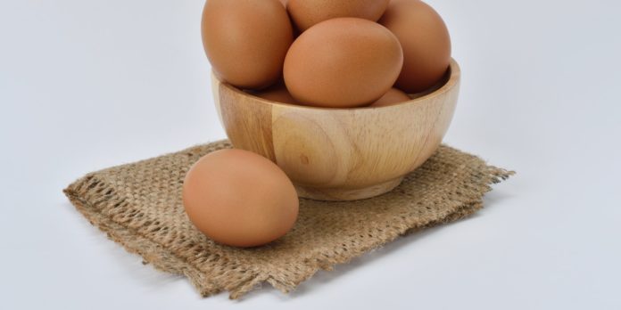 brown-eggs Eggs in a bowl