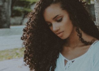 Healthy Ways to Stop your Period Early a young lady