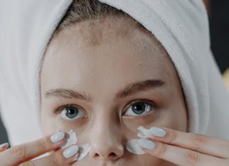 8 Natural Cleansers for Clear Skin beauty process