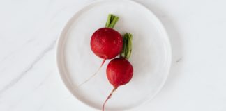 9 Reasons Radish May Be Unhealthy for you radish