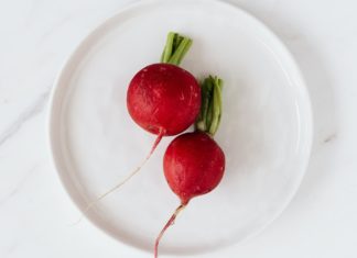 9 Reasons Radish May Be Unhealthy for you radish