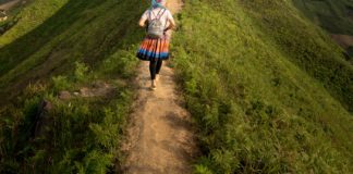8 Benefits of Walking Meditation meditative walking