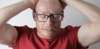 6 Essential Oils That Treat Ear Infections headache