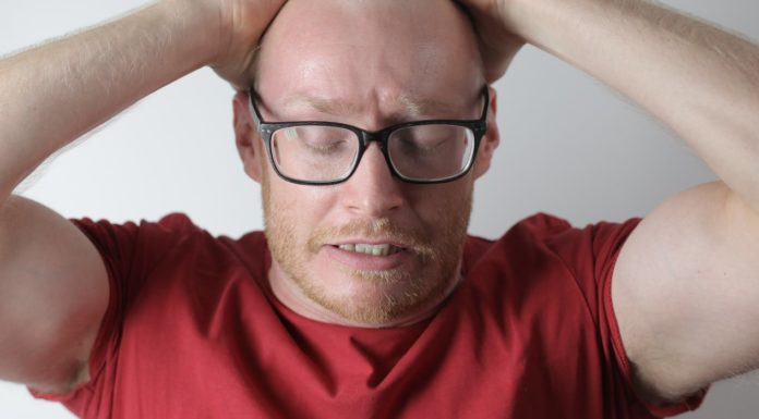 6 Essential Oils That Treat Ear Infections headache