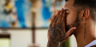 Health Effects of Tattoos and Piercings piercing