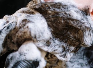 Causes of Sores and Scabs on the Scalp hair