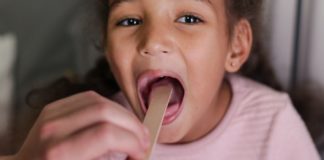 Tonsillitis: Causes, Symptoms & Treatment throat