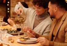 Best Vegan Sources of Vitamin D couple eating