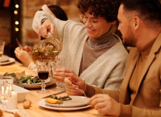 What you Need to Know About Fertility Diet couple eating