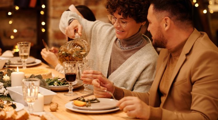 What you Need to Know About Fertility Diet couple eating