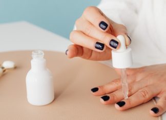 7 Health Benefits of Camphor Essential Oil 7 Health Benefits of Camphor Essential Oil