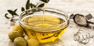16 Health Benefits of Almond Oil 16 Health Benefits of Almond Oil